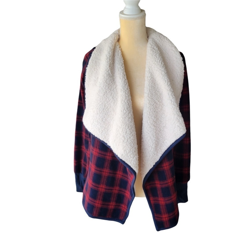 Abercrombie and Fitch Buffalo plaid oversized cozy sherpa jacket size small